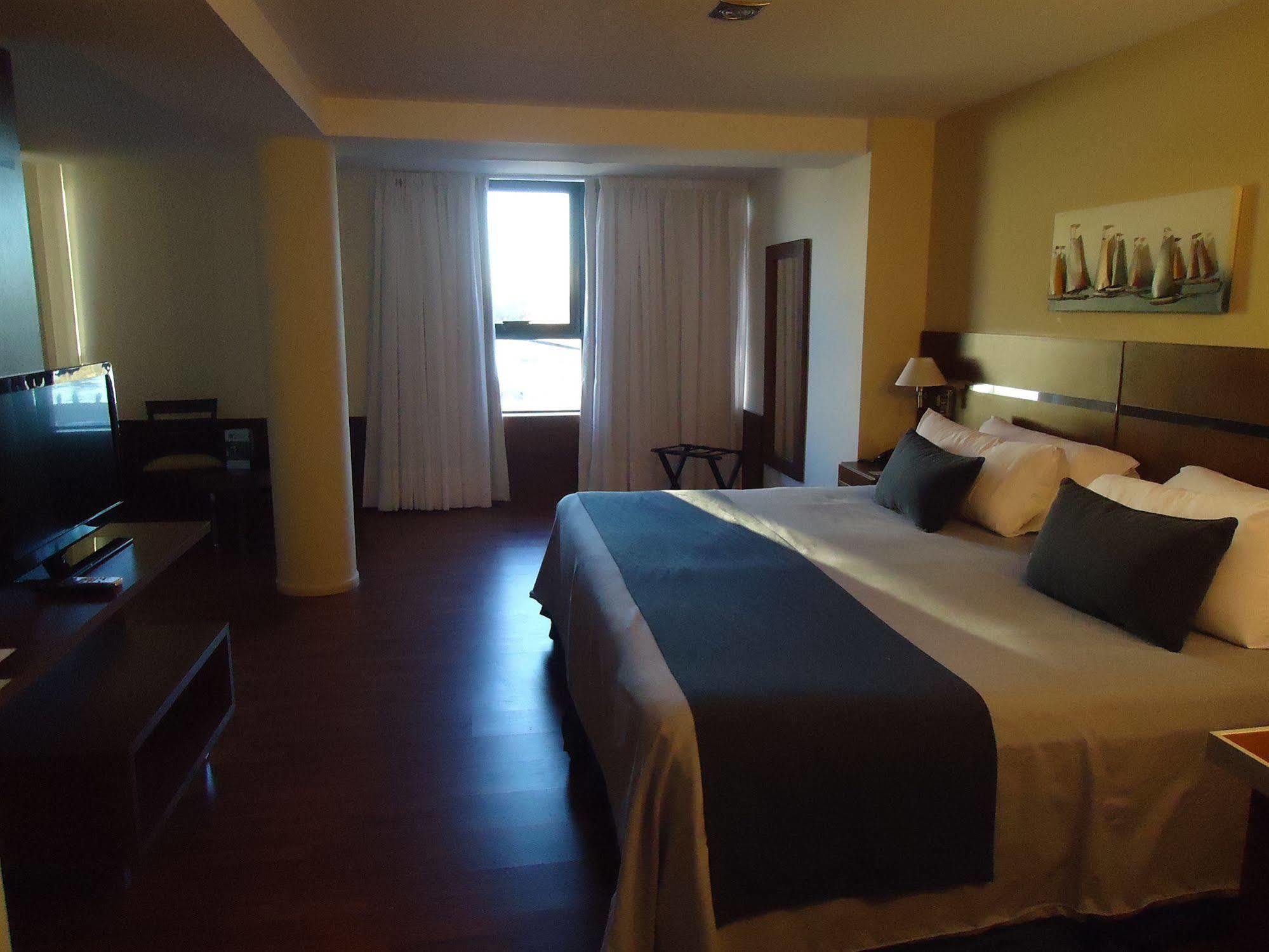Puerto Amarras Hotel & Suites Santa Fe Luaran gambar